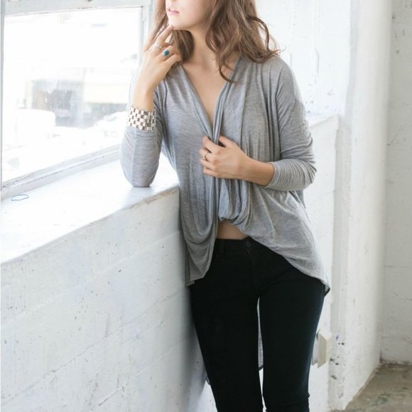 Gray Long Sleeve T-Shirt Drape Knit High Low Top - Picture 2 of 4